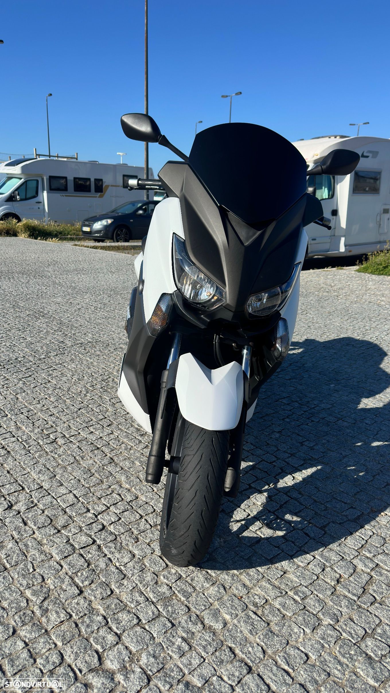 Yamaha X-Max - 1