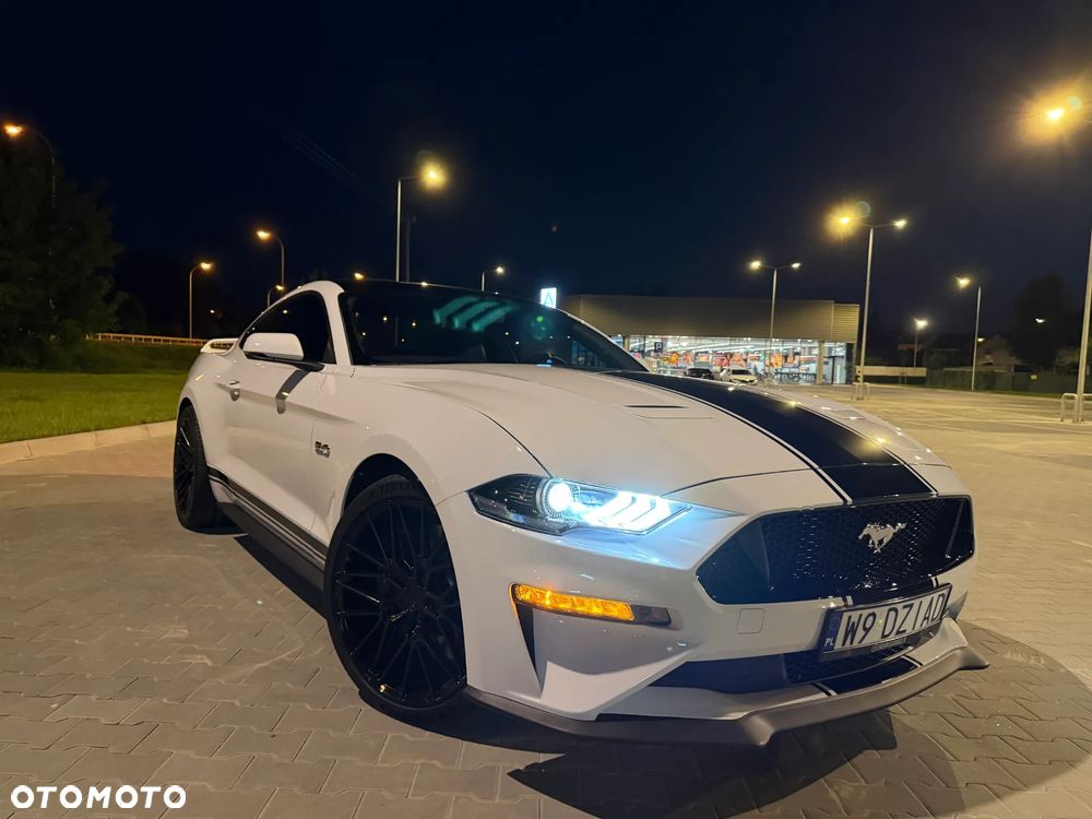 Ford Mustang - 2