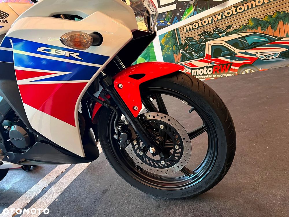 Honda CBR - 6