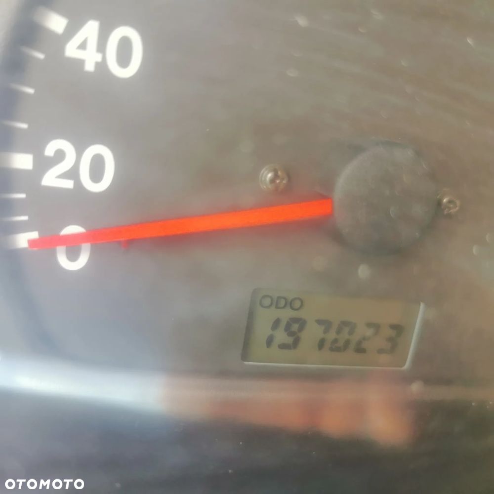 Suzuki Grand Vitara 2.0 Special Edition - 7