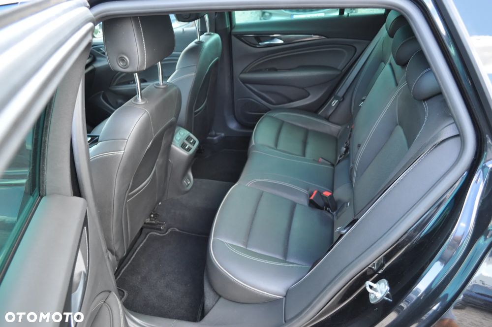 Opel Insignia 2.0 BiTurbo D 4x4 Automatik Business Innovation - 18