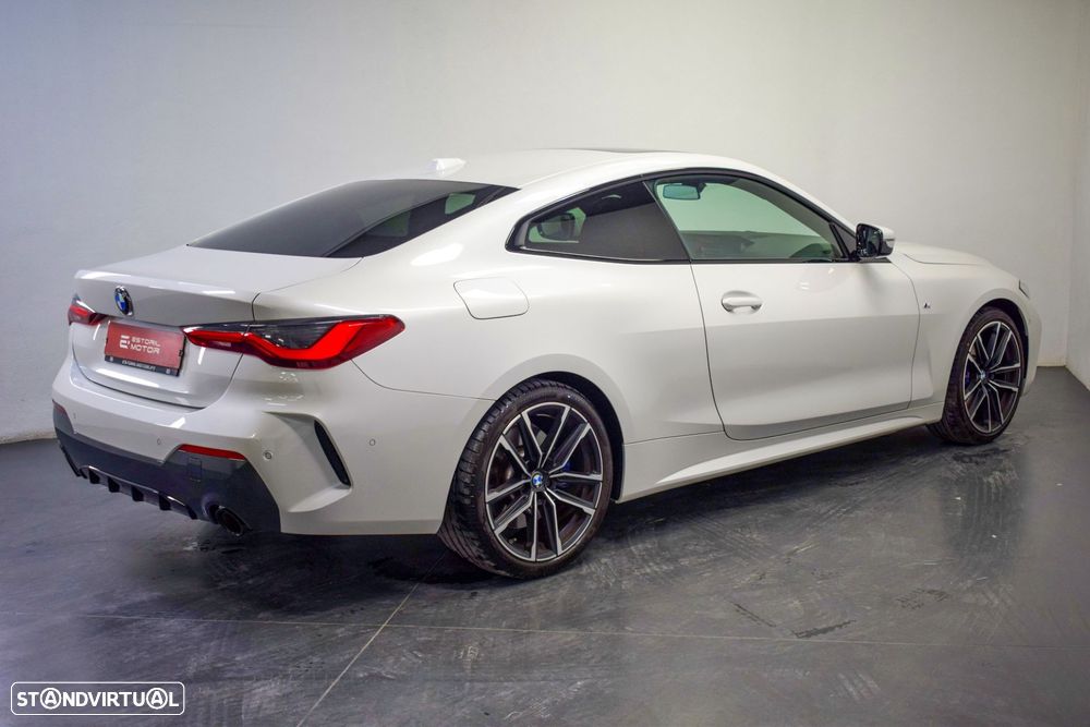 BMW 420 i Pack Desportivo M Auto - 3