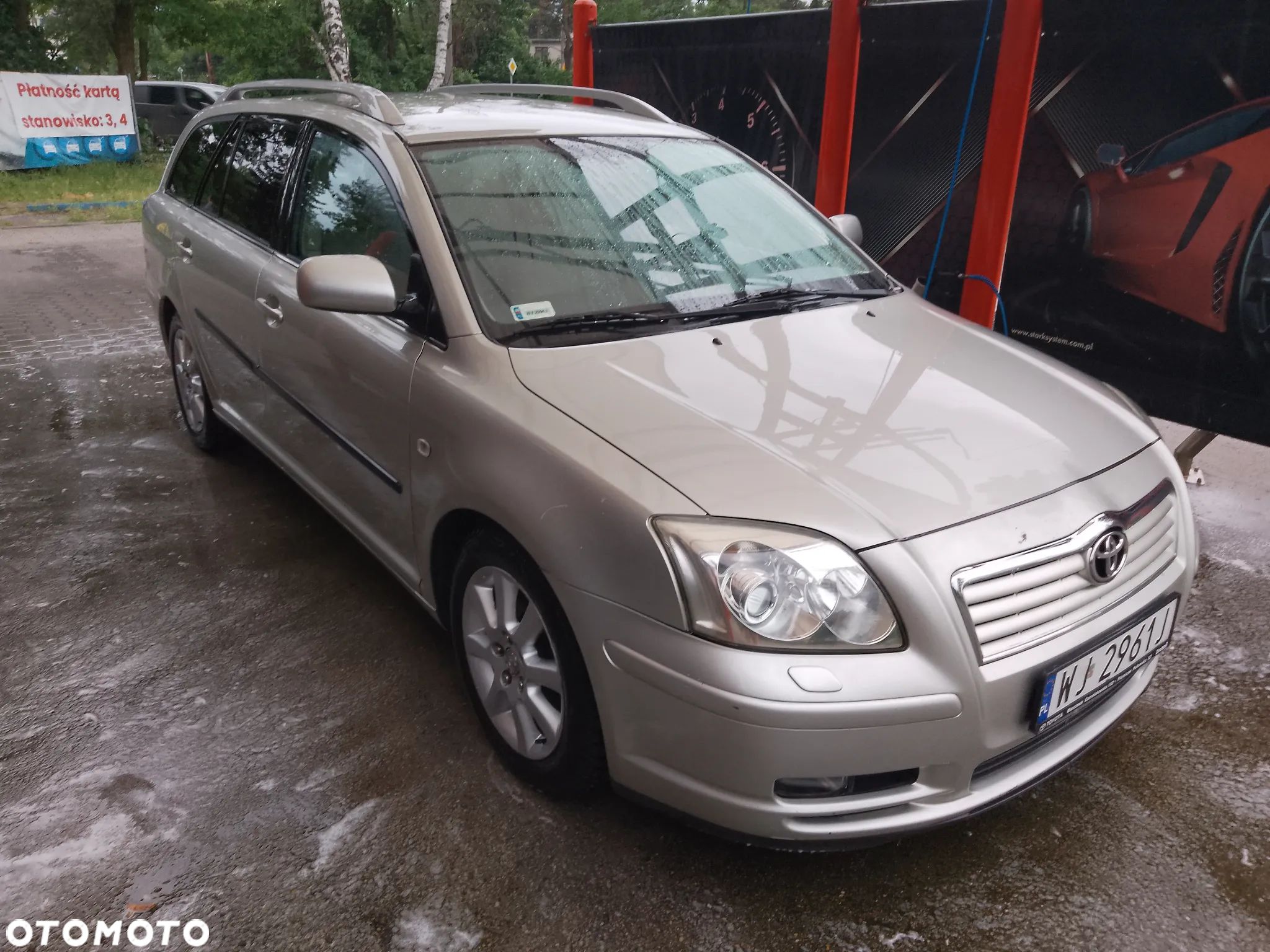 Toyota Avensis - 1