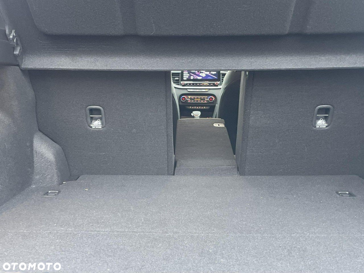 Kia XCeed - 33