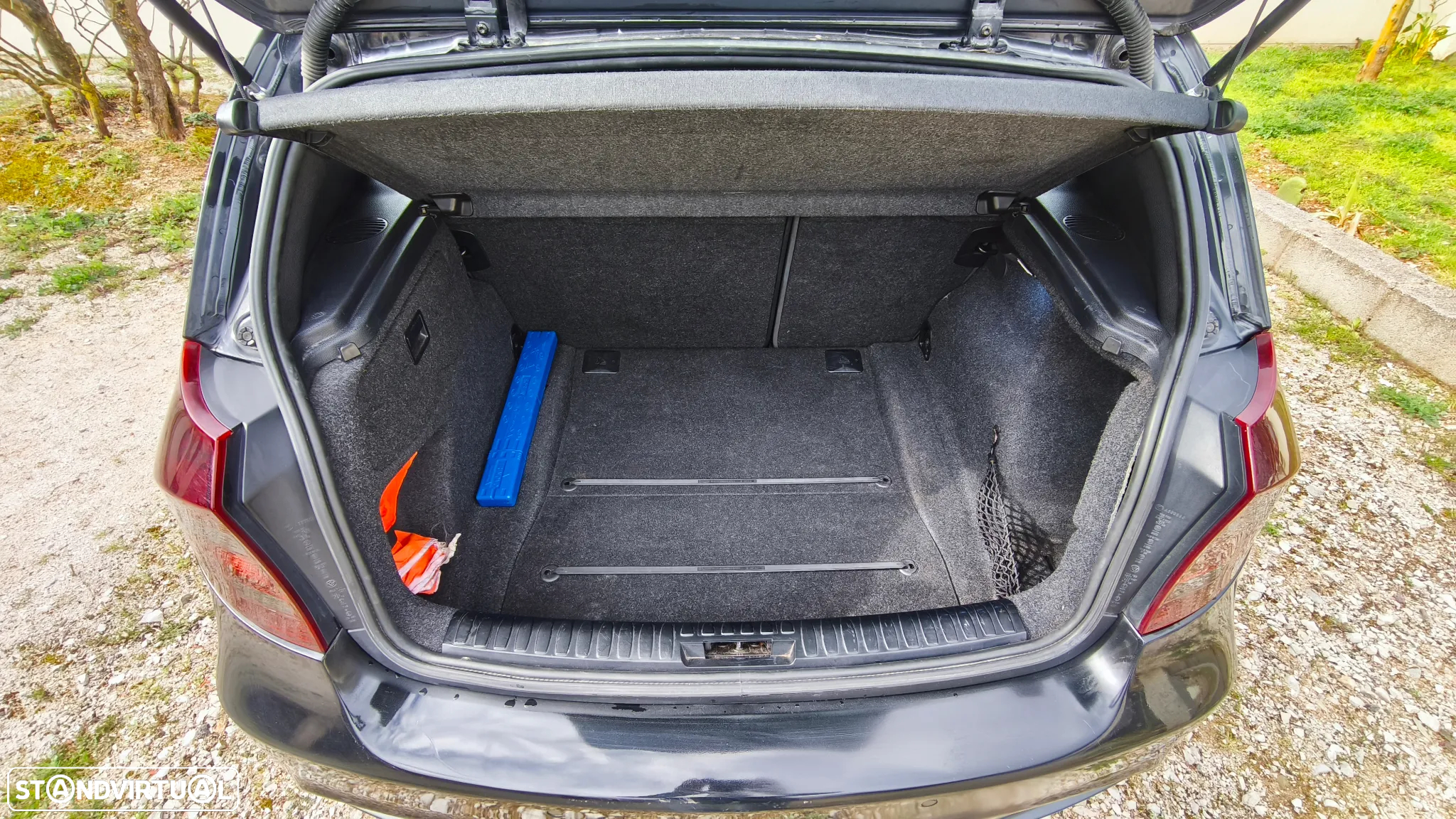 BMW 118 d - 16