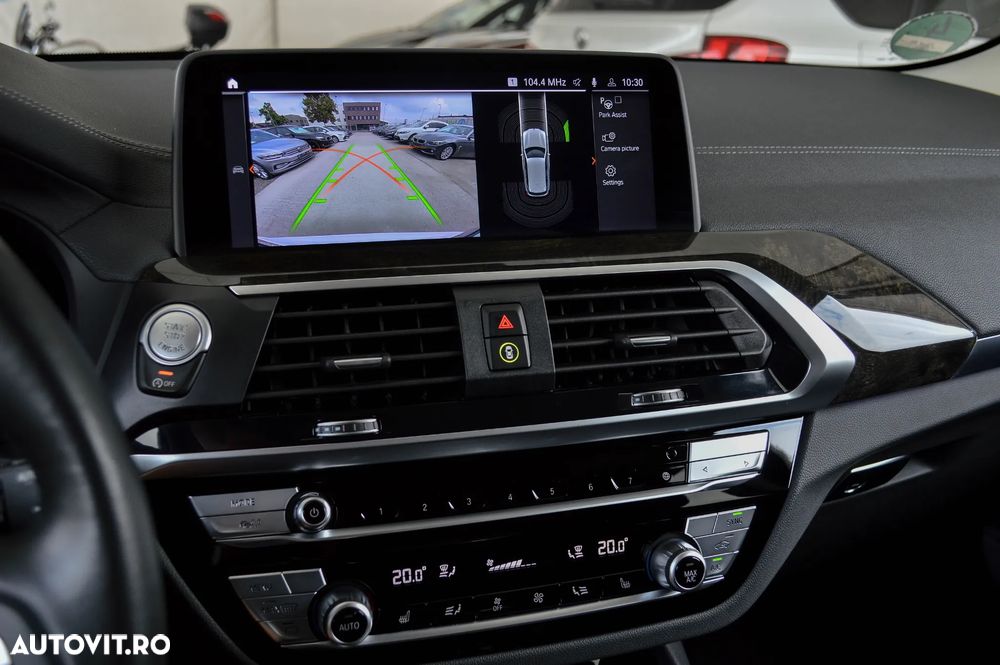 BMW X3 xDrive20i AT Luxury Line - 22