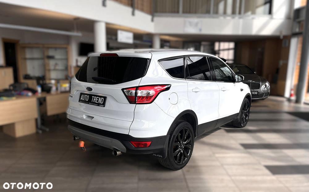 Ford Kuga 2.0 TDCi 4x4 Titanium - 5