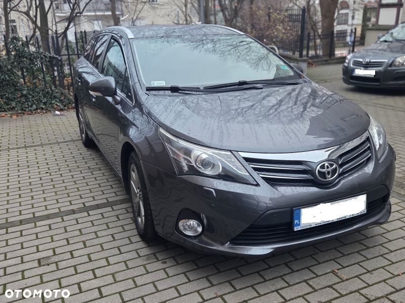 Toyota Avensis 2.0 D-4D Premium - 12