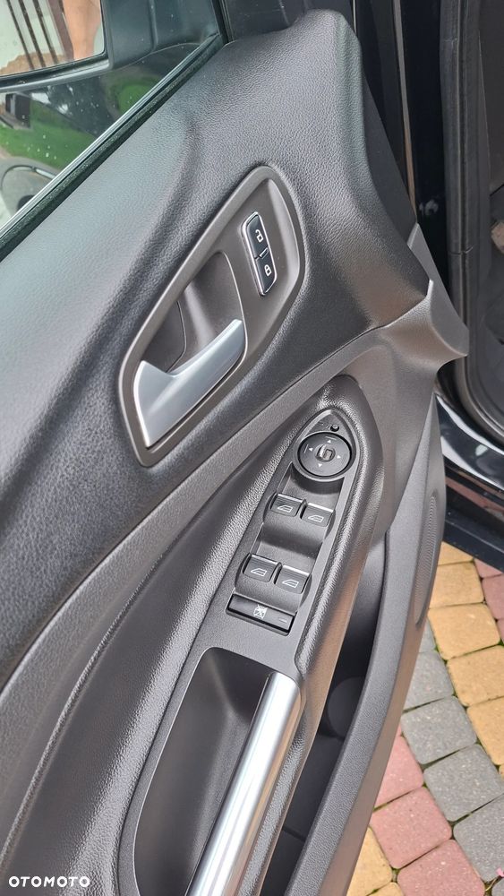 Ford Kuga 2.0 TDCi 4WD Titanium - 23
