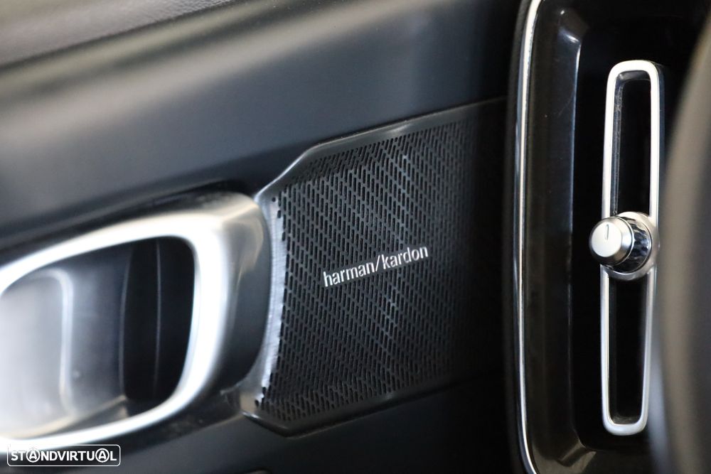 Volvo XC 40 1.5 T5 PHEV Plus Bright - 18