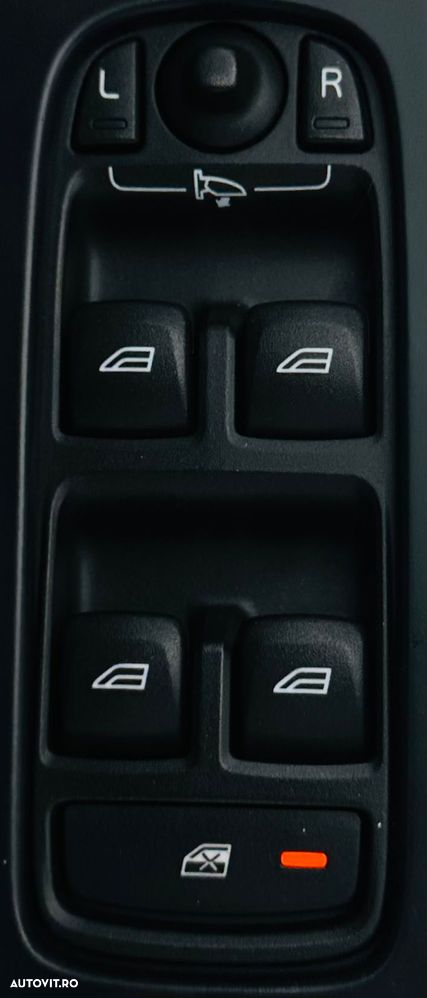 Volvo XC 60 D3 Ocean Race - 11