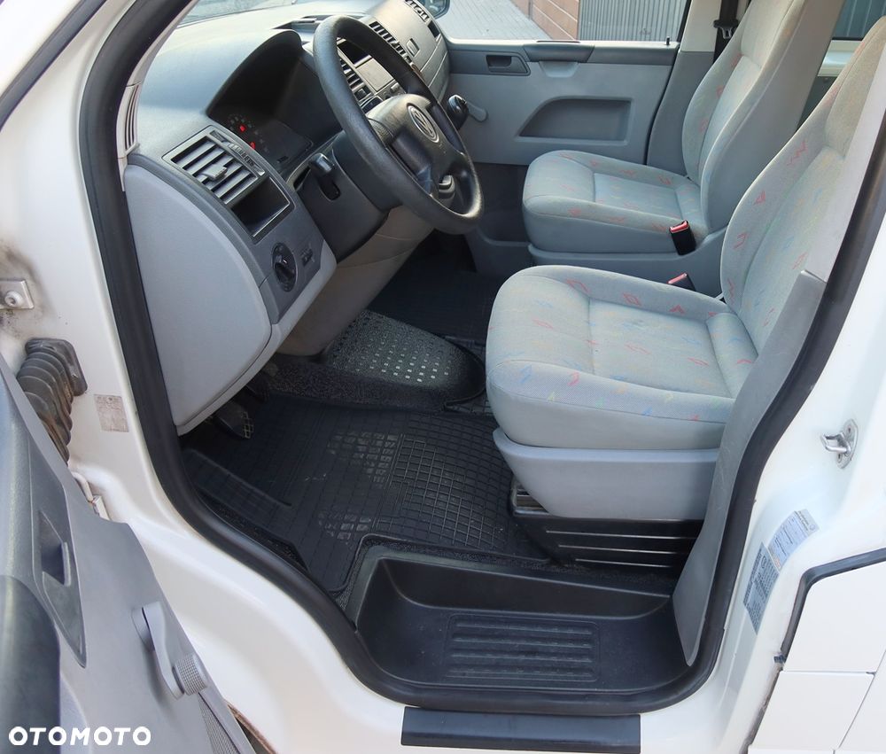 Volkswagen Transporter - 7