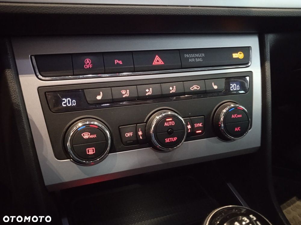 Seat Leon 1.4 TSI Xcellence S&S - 19