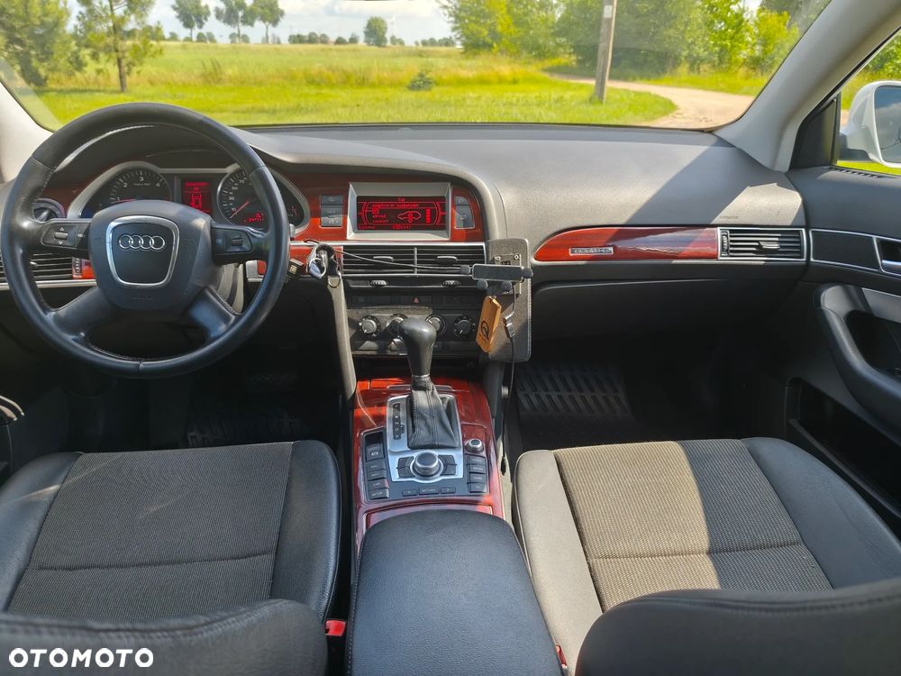 Audi A6 Allroad - 11