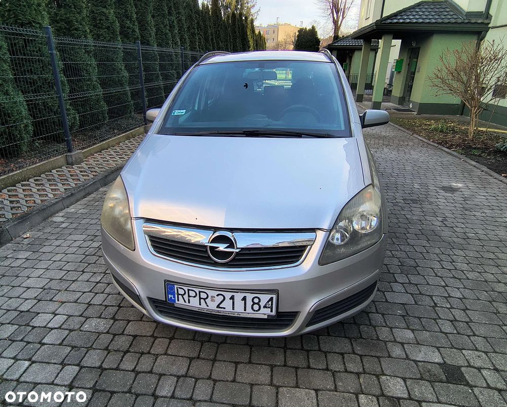 Opel Zafira - 3