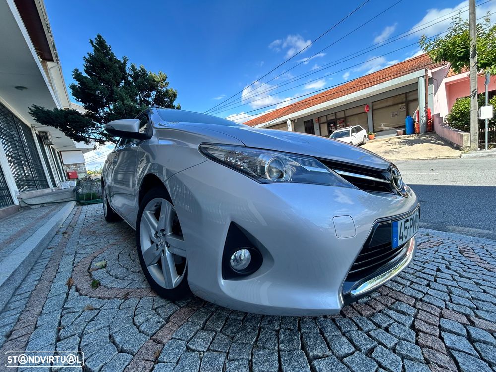 Toyota Auris Touring Sports 1.4 D-4D Com+P.Sport +Navi - 2