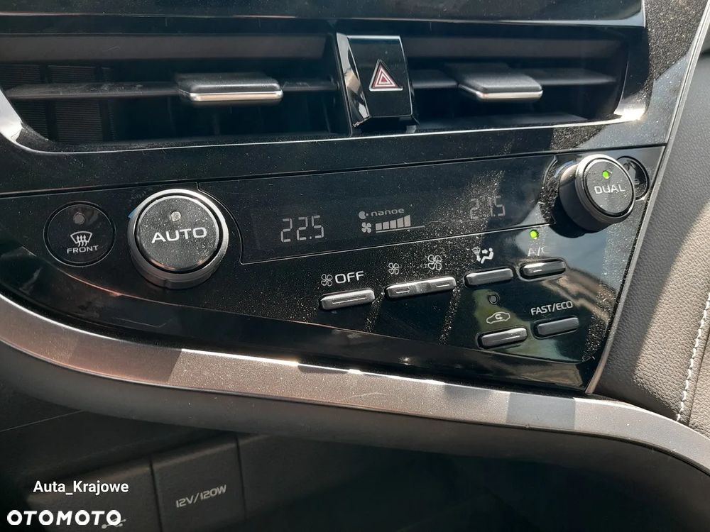 Toyota Camry 2.5 Hybrid Prestige CVT - 20