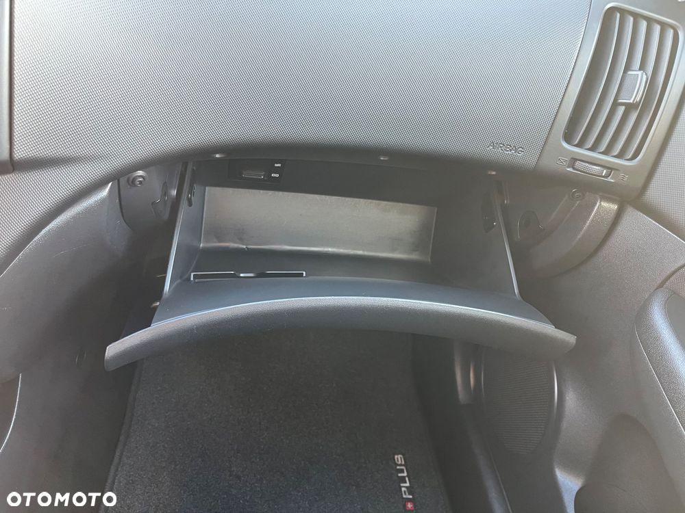 Hyundai i30 1.6 Comfort - 17