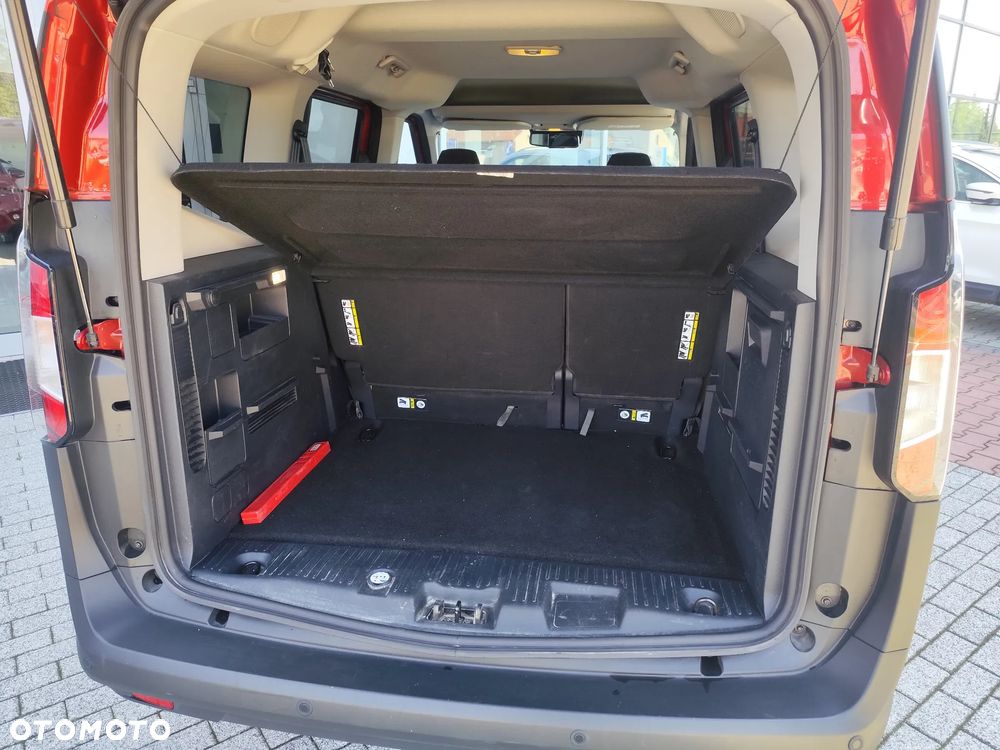 Ford Tourneo Courier 1.0 EcoBoost Titanium - 19