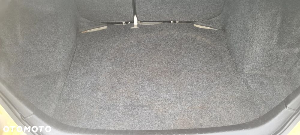 Seat Cordoba 1.9 TDI Fresh Plus - 12