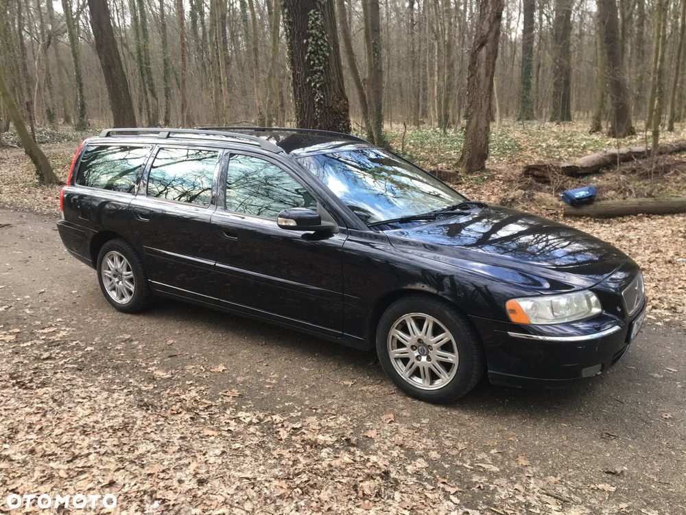 Volvo V70 D5 Momentum - 20
