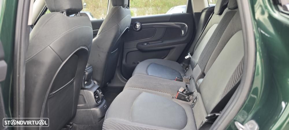 MINI Countryman Cooper SE ALL4 Auto - 25