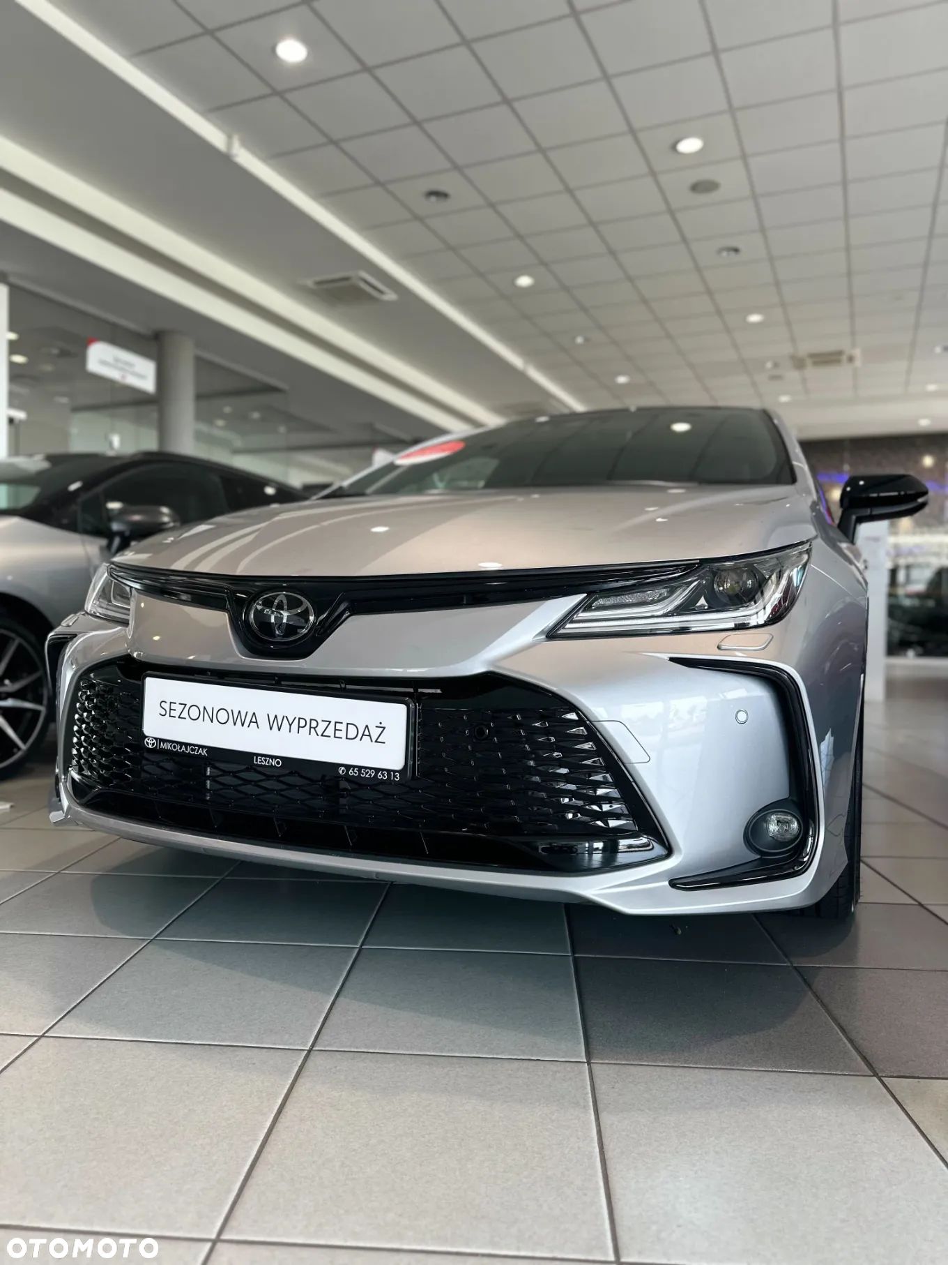 Toyota Corolla 1.8 Hybrid GR Sport Dynamic - 1