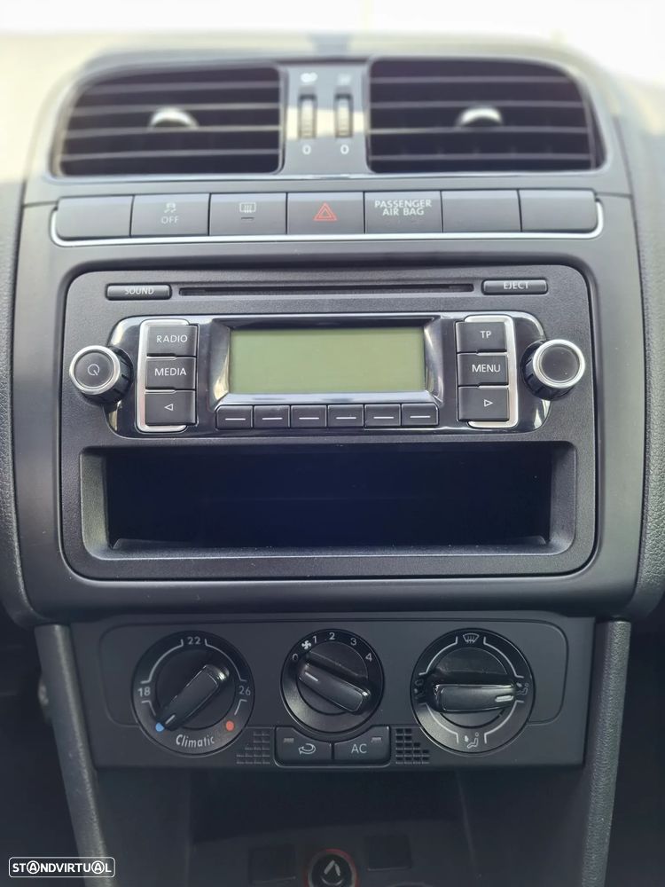VW Polo 1.6 TDI Confortline - 4