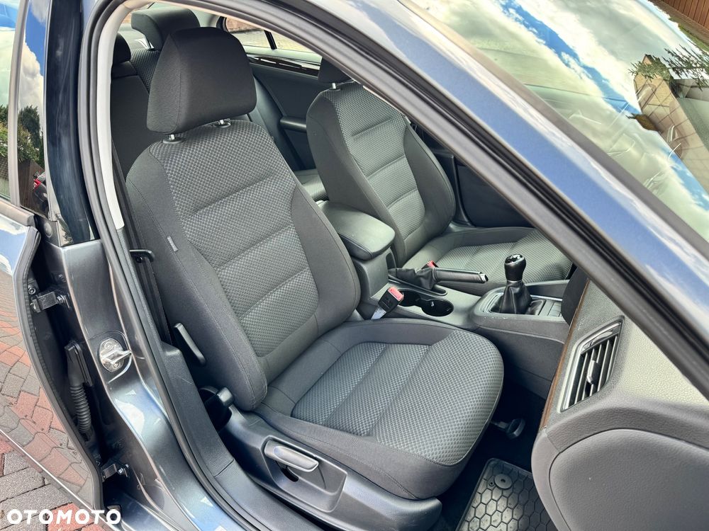Volkswagen Jetta 2.0 TDI DPF BMT Highline - 26