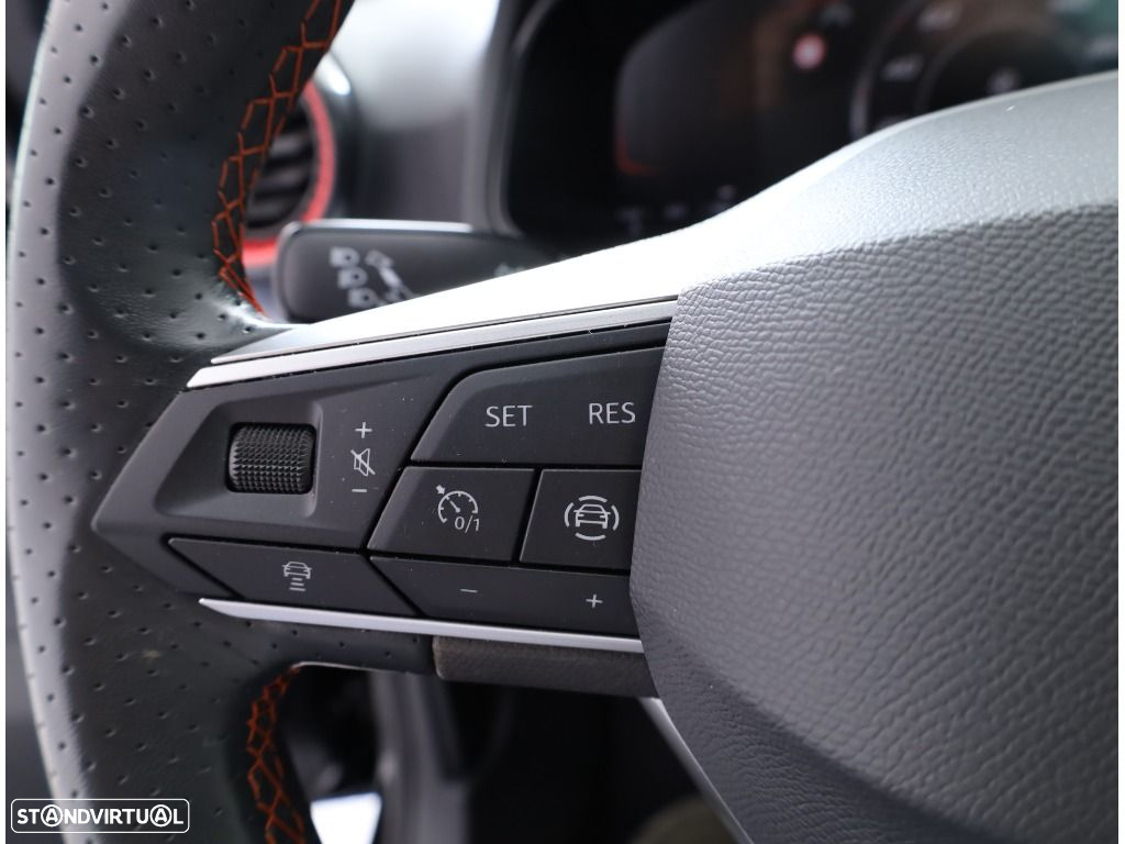 SEAT Ibiza 1.0 TSI FR - 34