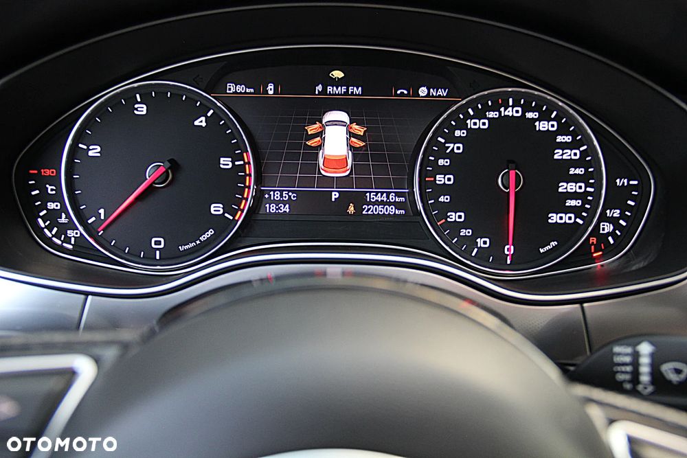 Audi A6 Avant 2.0 TDI Ultra S tronic - 16