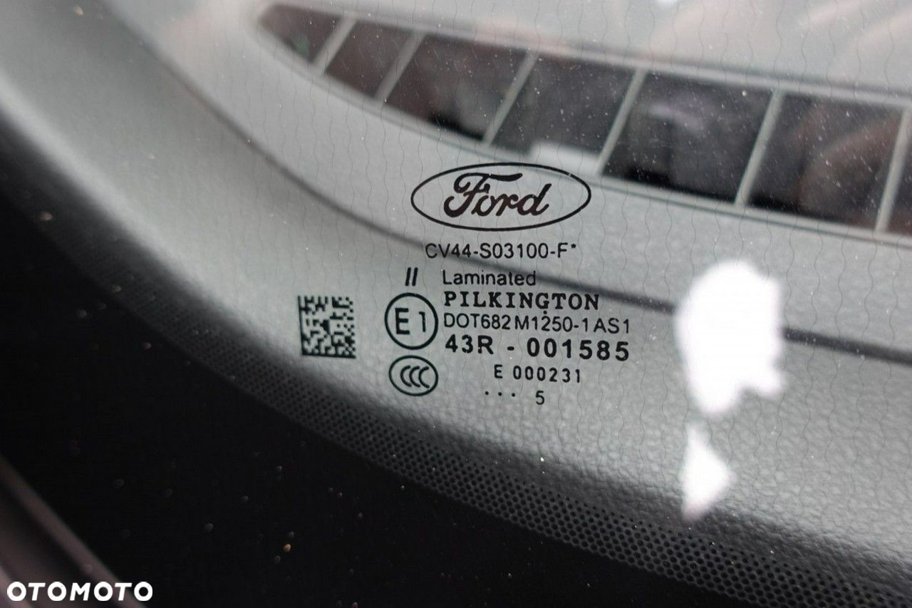 Ford Kuga - 30