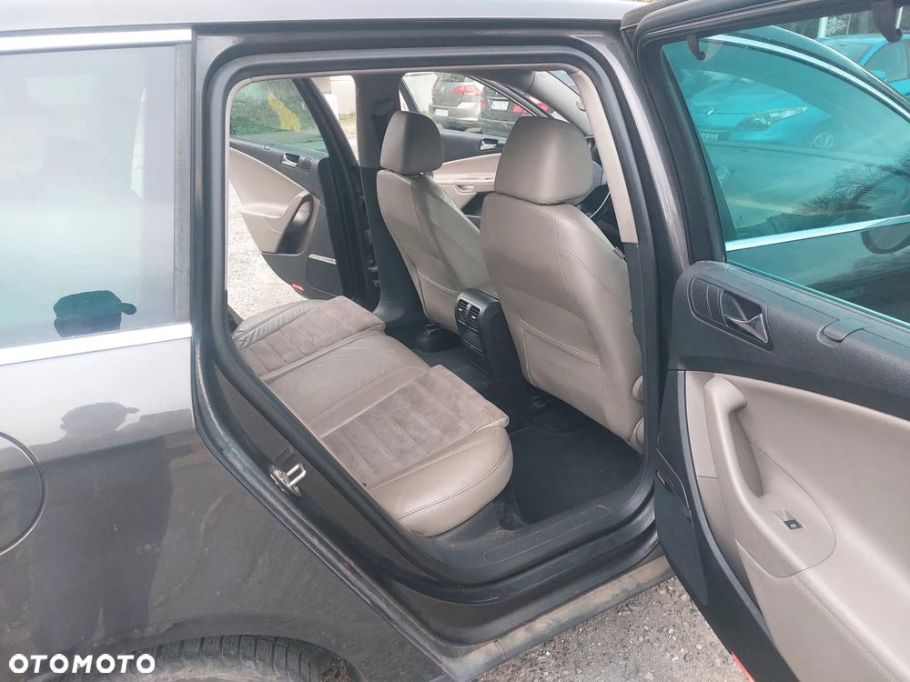 Volkswagen Passat - 6