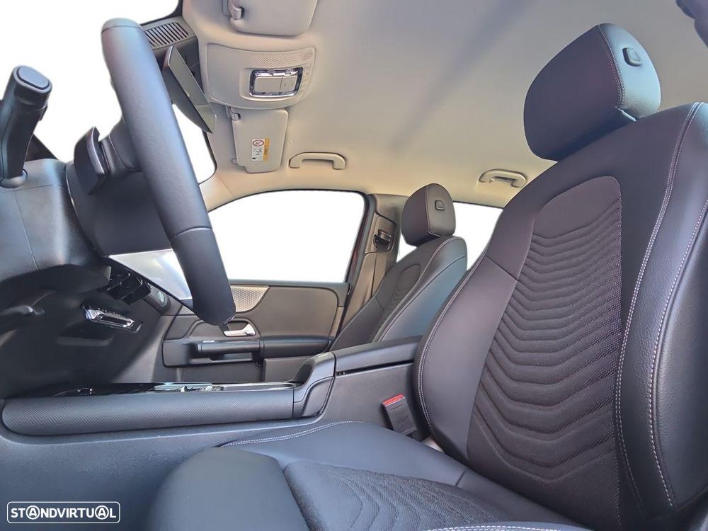 Mercedes-Benz GLB 180 d Style - 12