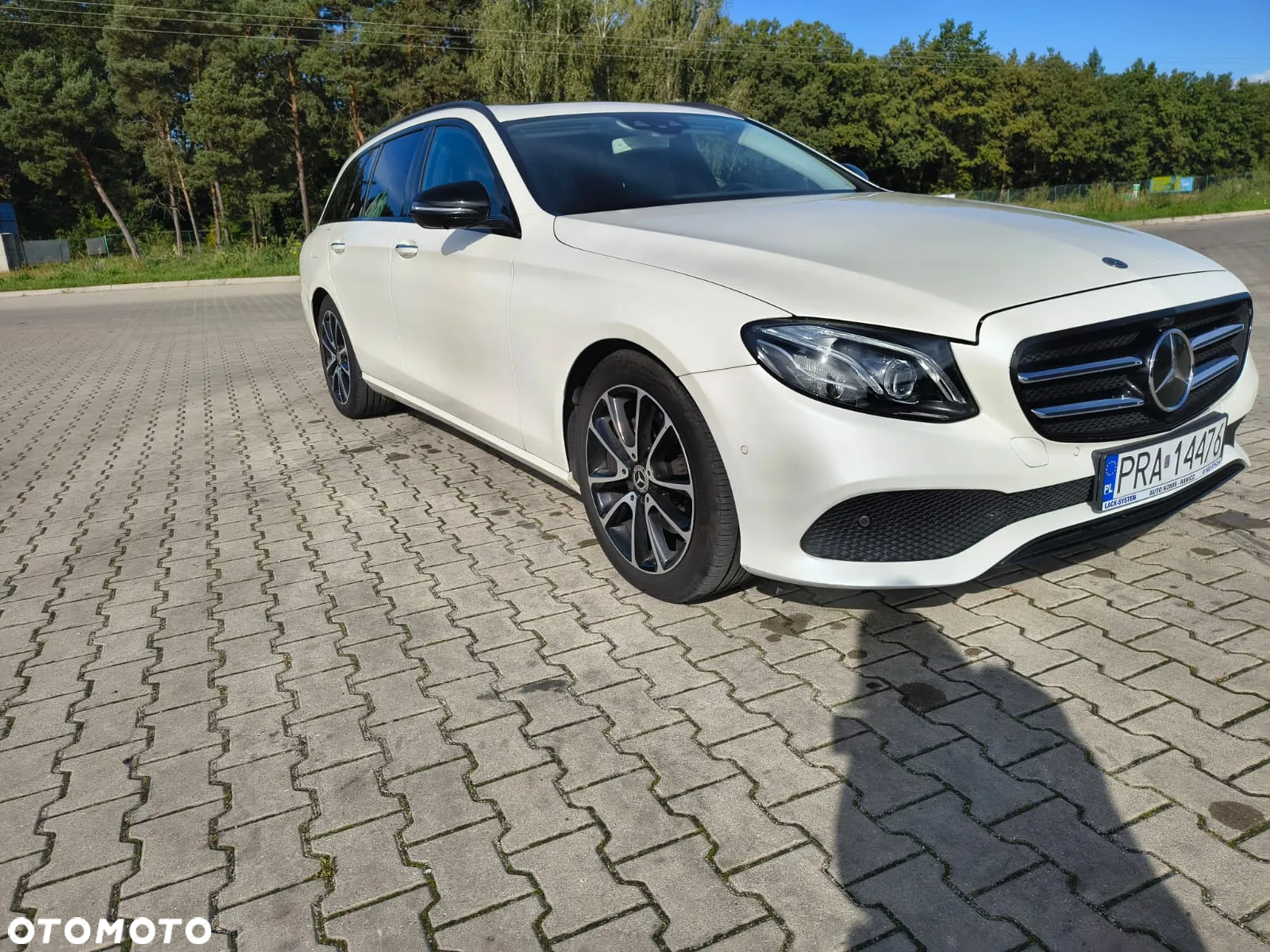 Mercedes-Benz Klasa E 300 d 9G-TRONIC - 36