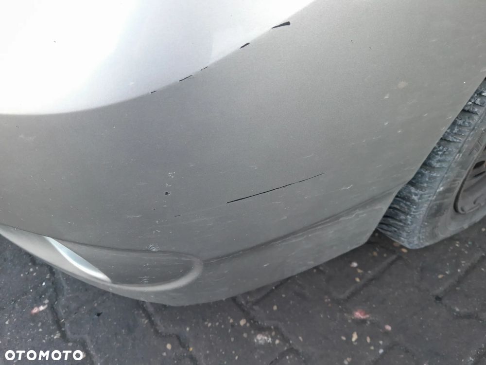 Zderzak przedni TOYOTA Corolla Verso I 01-04r. 1D9 - 4