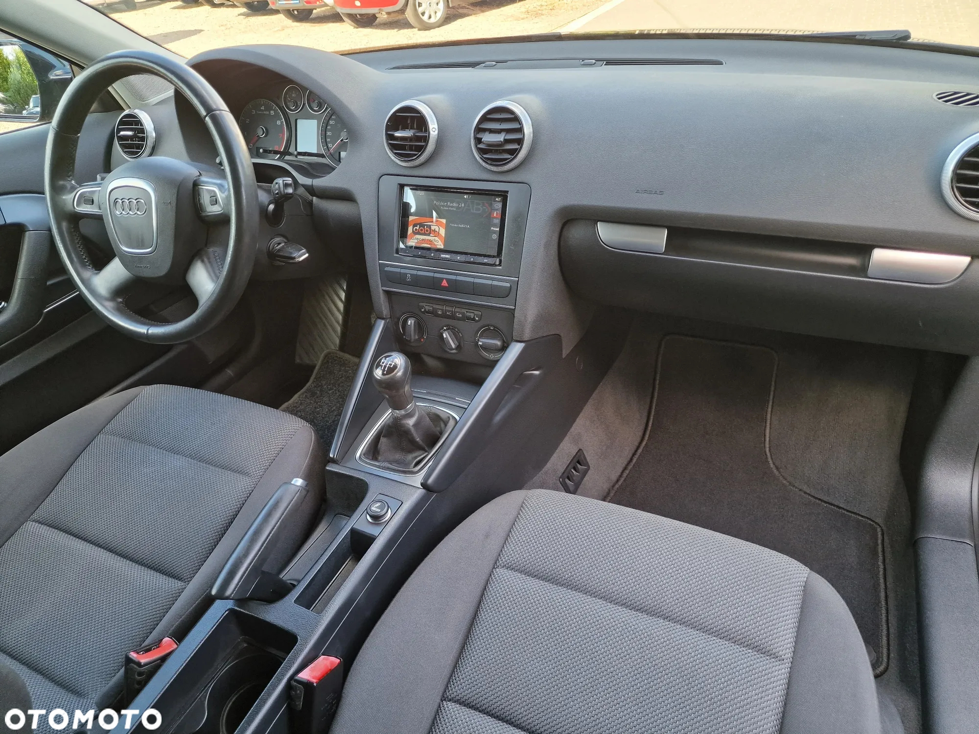 Audi A3 1.6 Attraction - 13