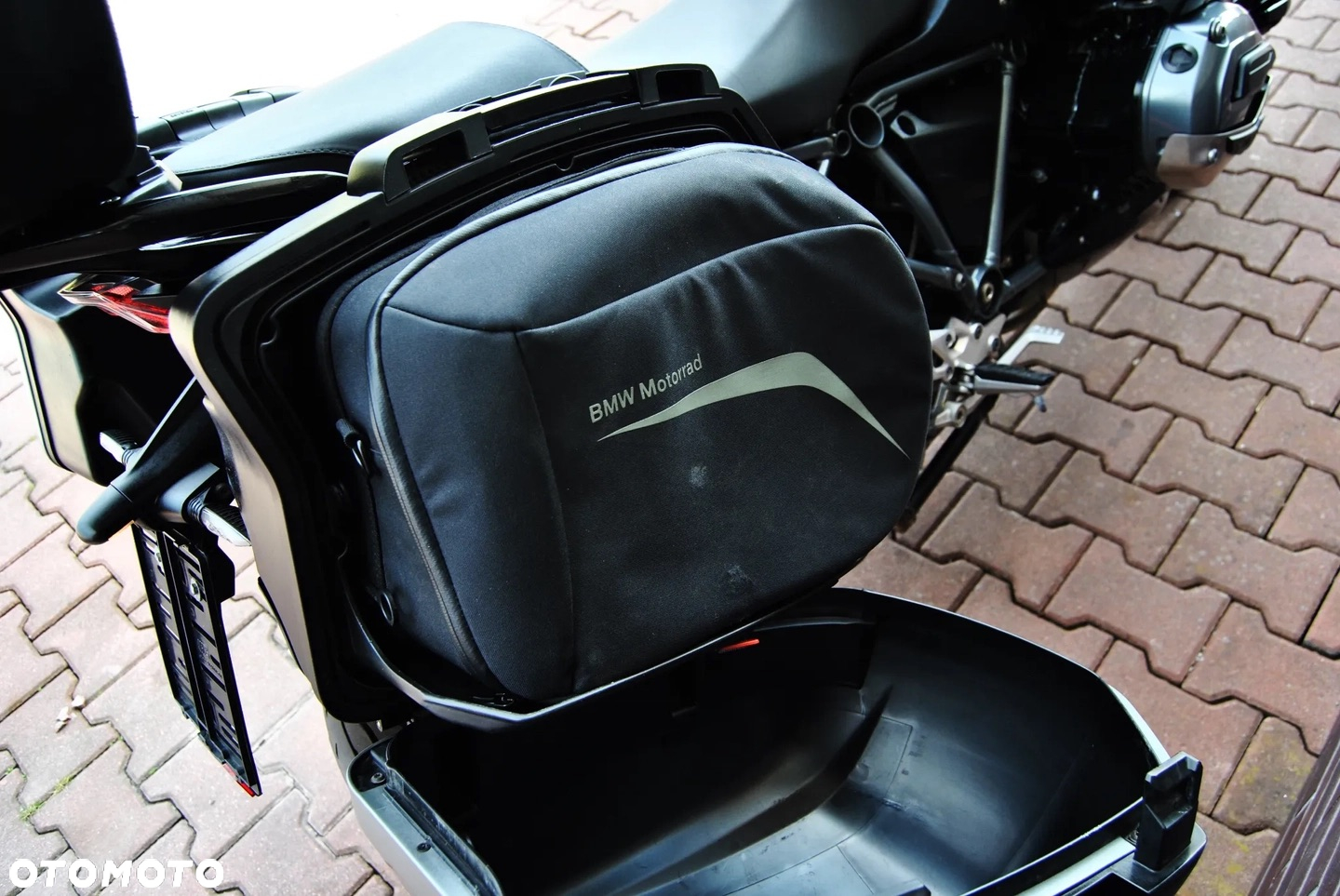 BMW R - 9