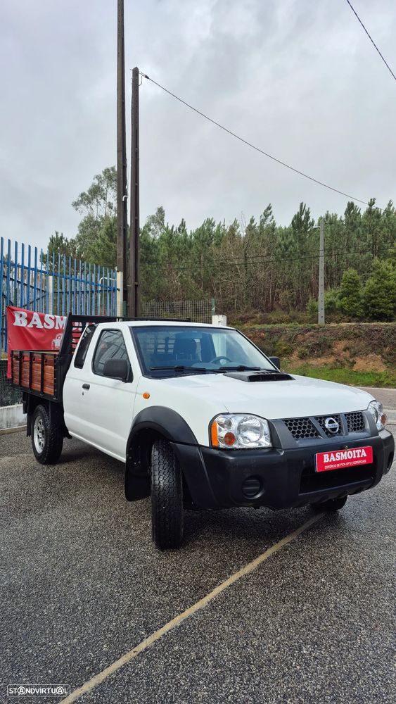 Nissan D22 - 3