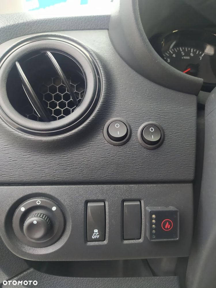 Dacia Dokker L2 Long Maxi Nowa Izoterma Chłodnia Mroźnia do lodów minus 20 stopni Carrier 220V PL na stoku - 15