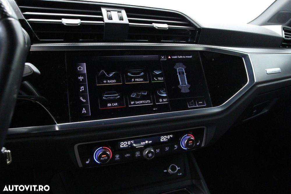 Audi Q3 - 21