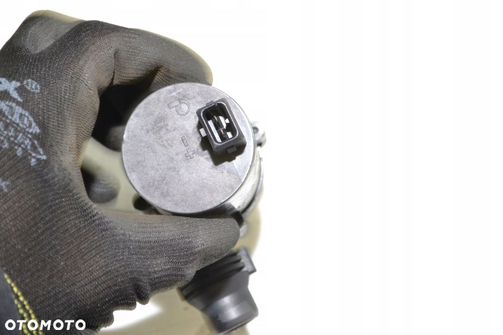 DODATKOWA POMPA POMPKA WODY BMW E60 E61 6917700 - 3