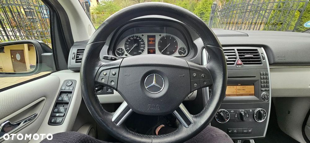 Mercedes-Benz Klasa B 180 BlueEFFICIENCY EU5 - 12