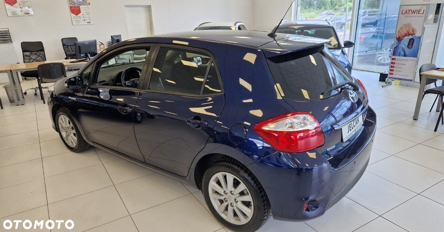 Toyota Auris - 10