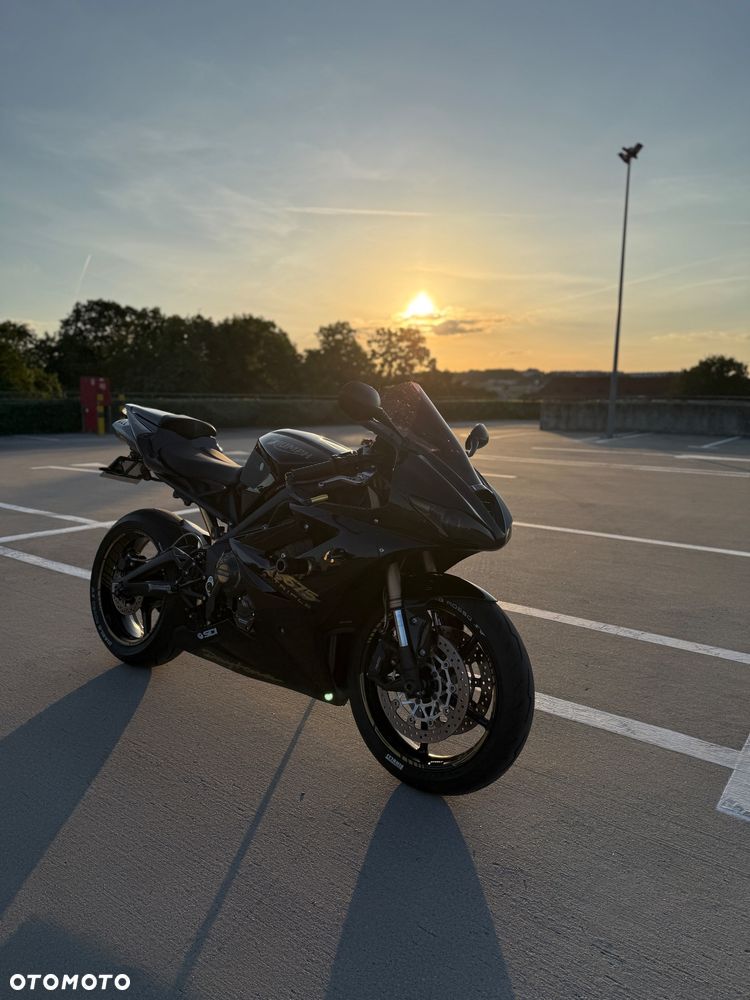 Triumph Daytona - 1