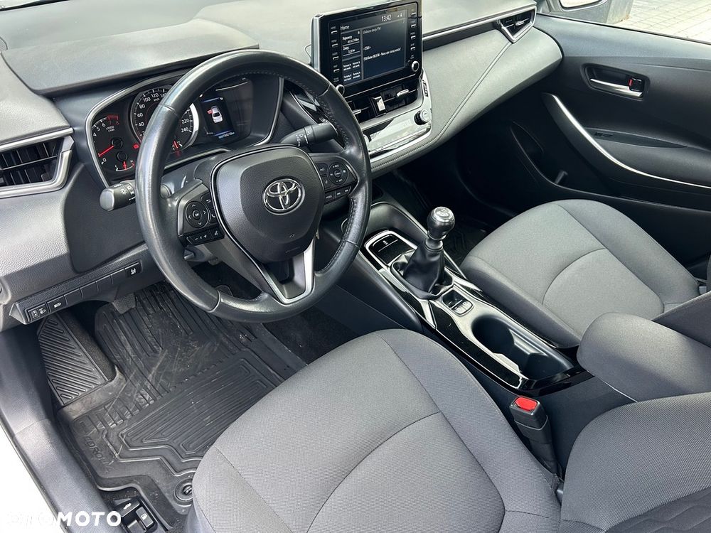 Toyota Corolla 1.5 Comfort - 21
