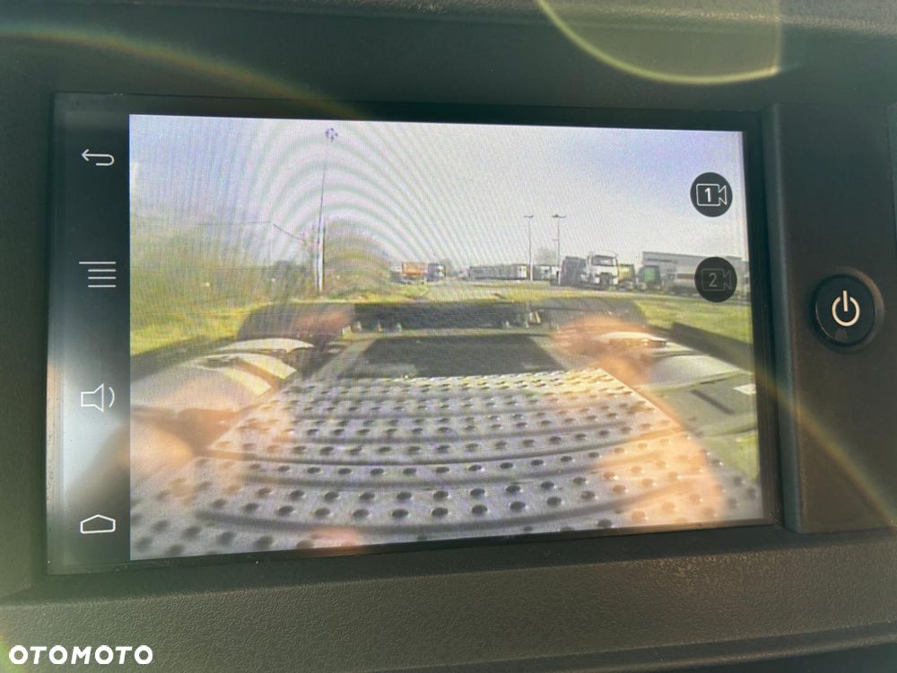 Renault T480 HIGH SLEPER CAB - 21