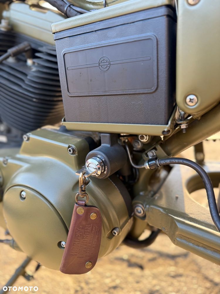 Harley-Davidson Sportster - 11