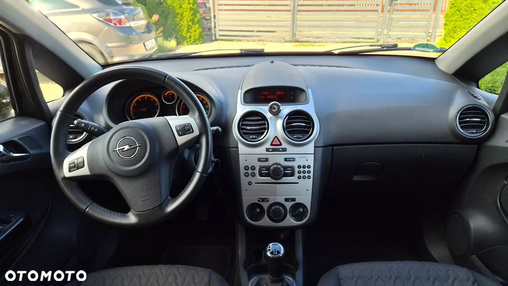 Opel Corsa 1.2 16V Enjoy - 18