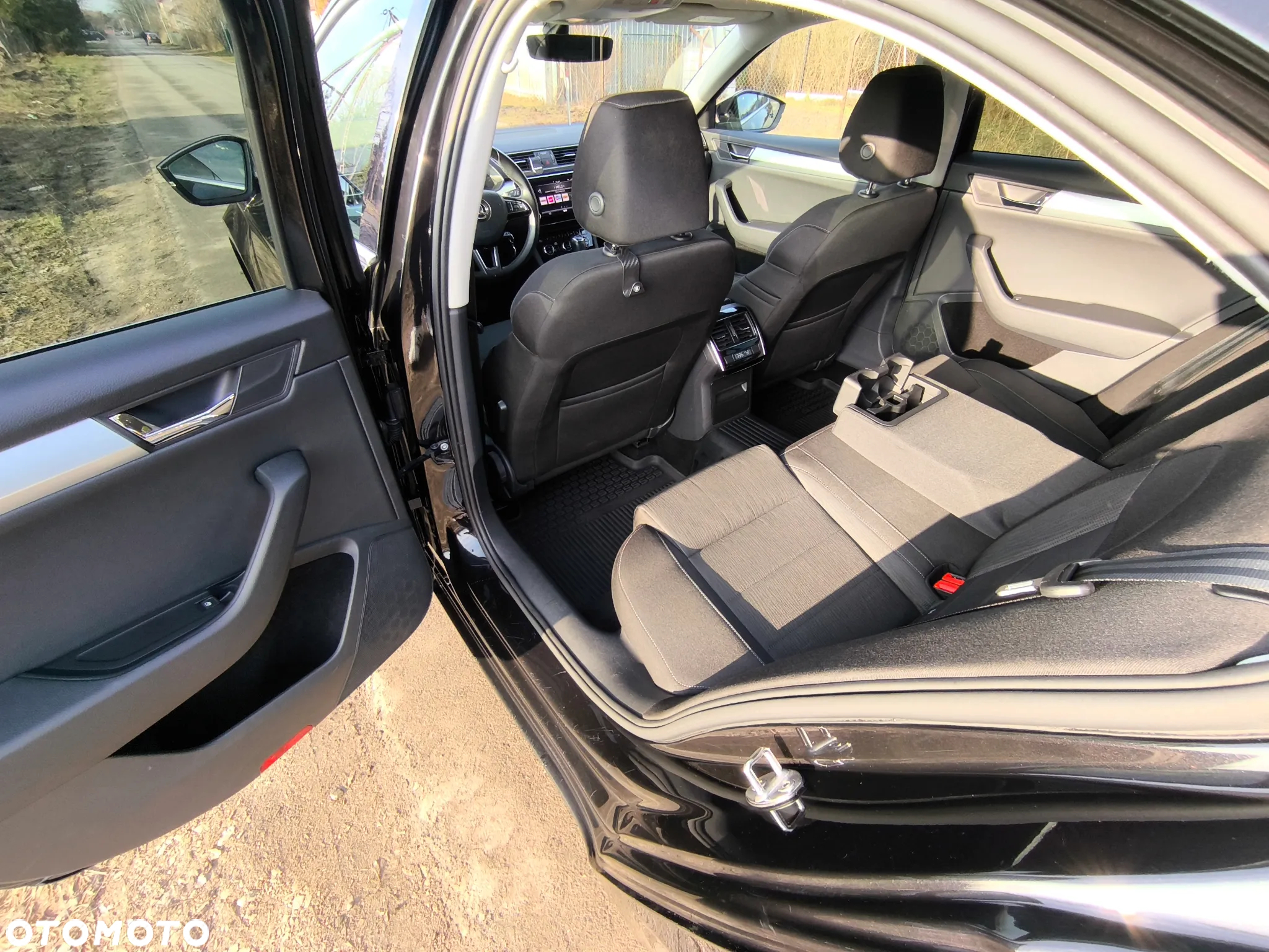 Skoda Superb 1.4 TSI ACT Ambition DSG - 17
